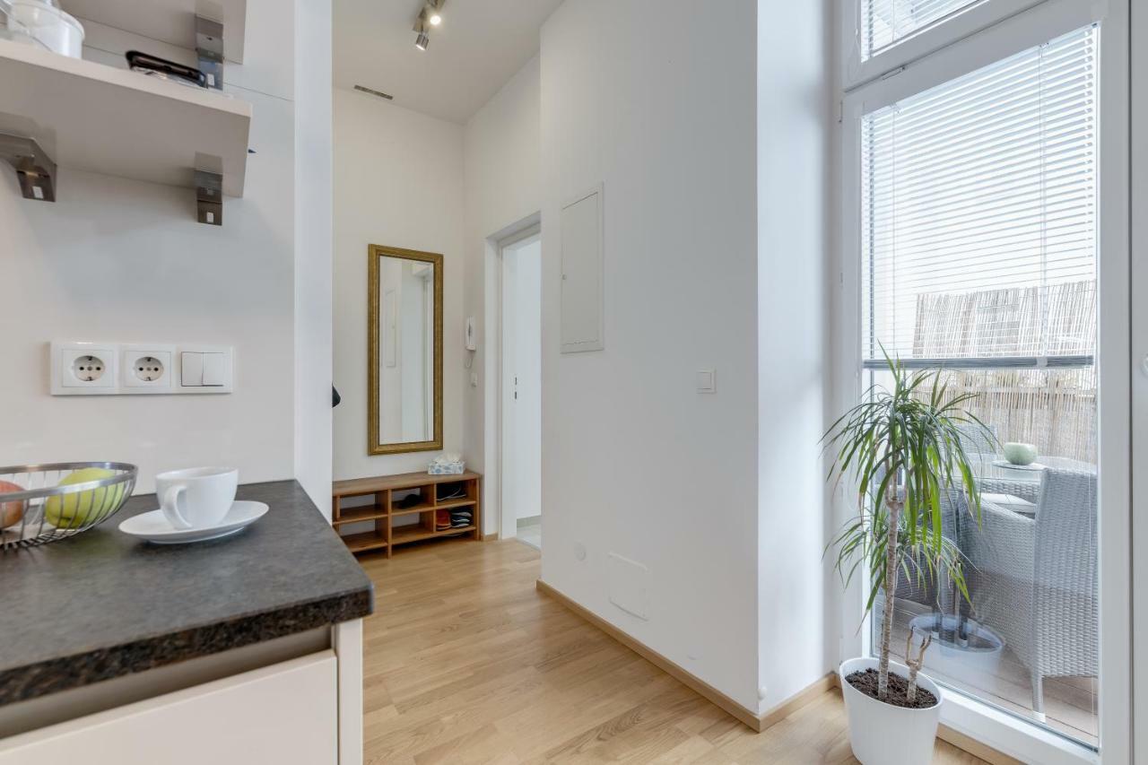 Modern Vienna Apartment Exterior photo